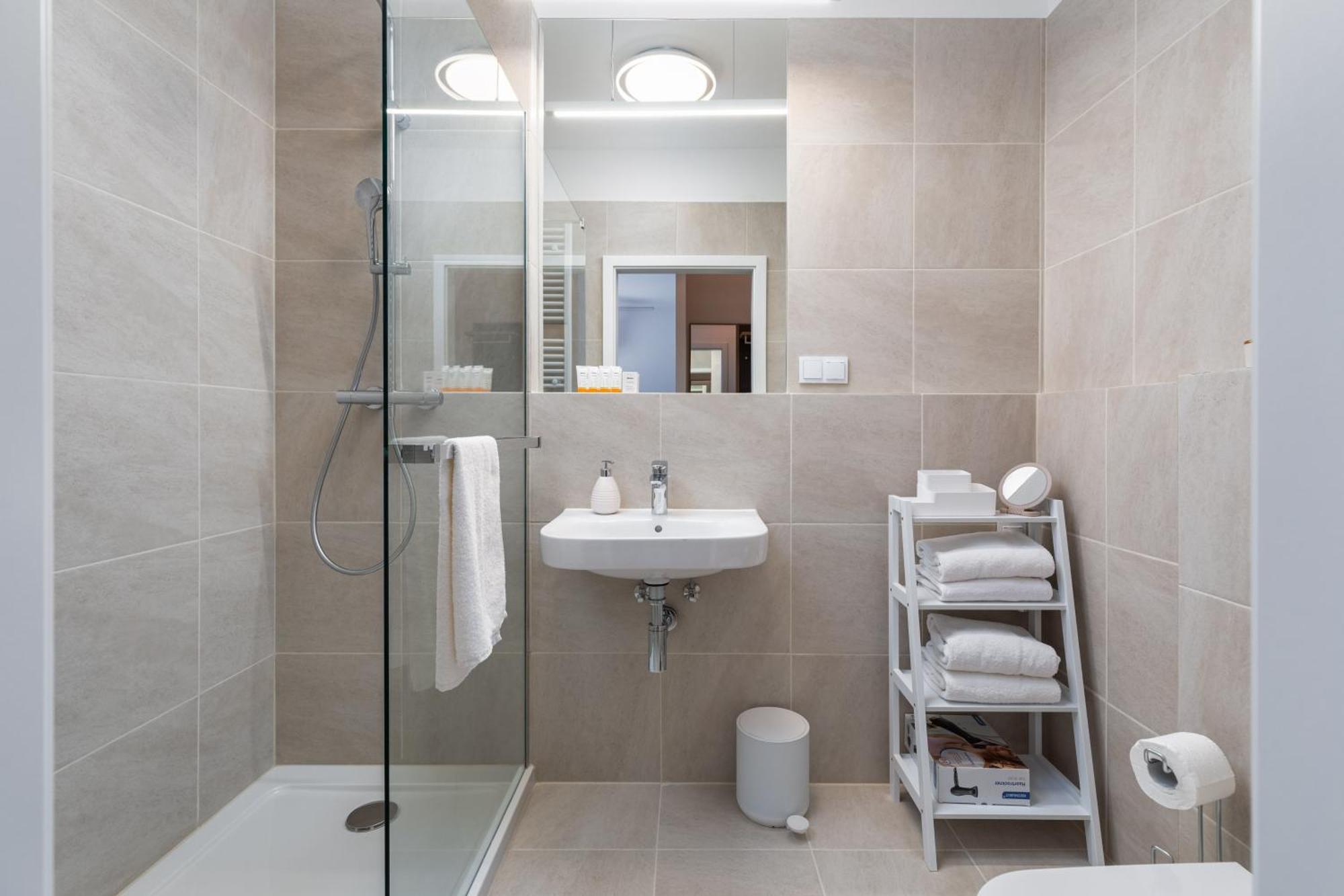 Stela Water Side Apartment - Swimming Pool & Sauna By Renters Prestige Dziwnów Екстериор снимка